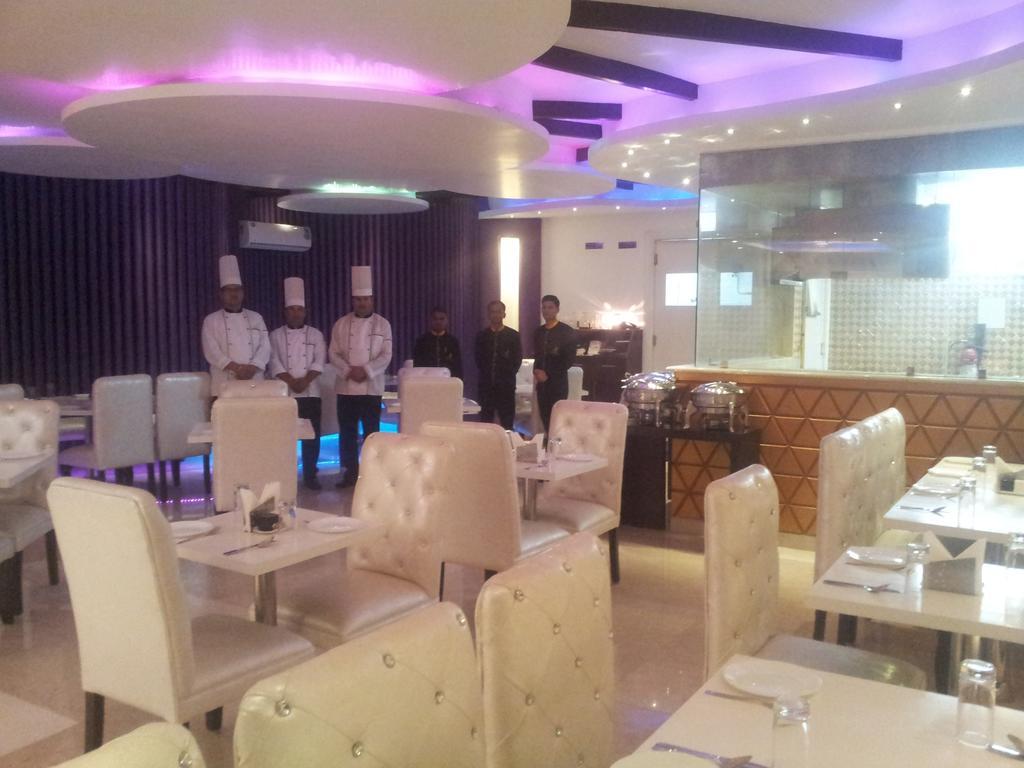 Hotel The Haven Kashipur Buitenkant foto